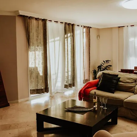 Apartahotel Atico Park